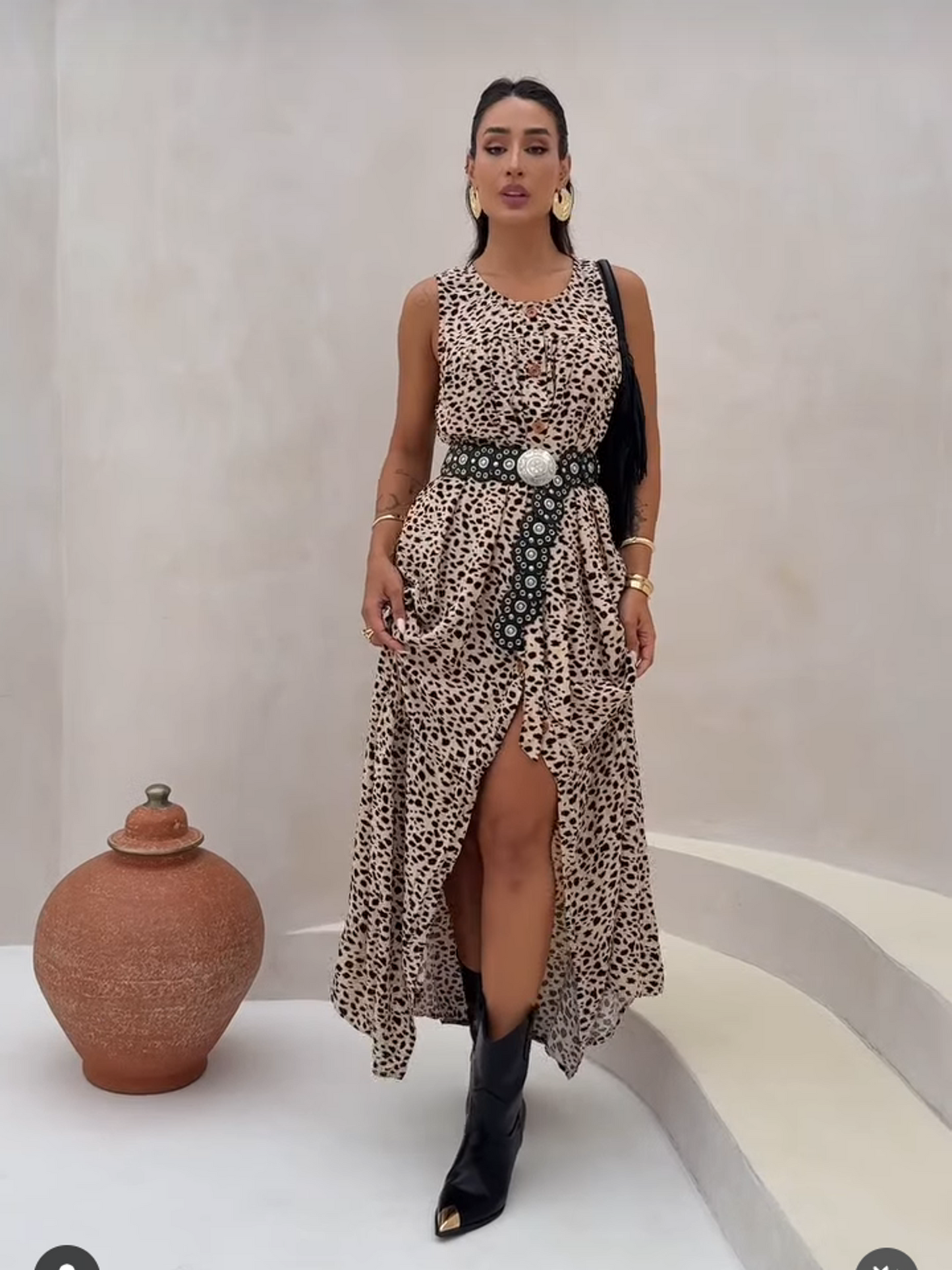 Vestido longo com fenda (M)