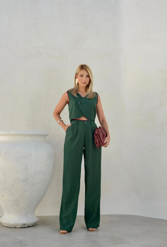 Conjunto Thalia verde e caramelo