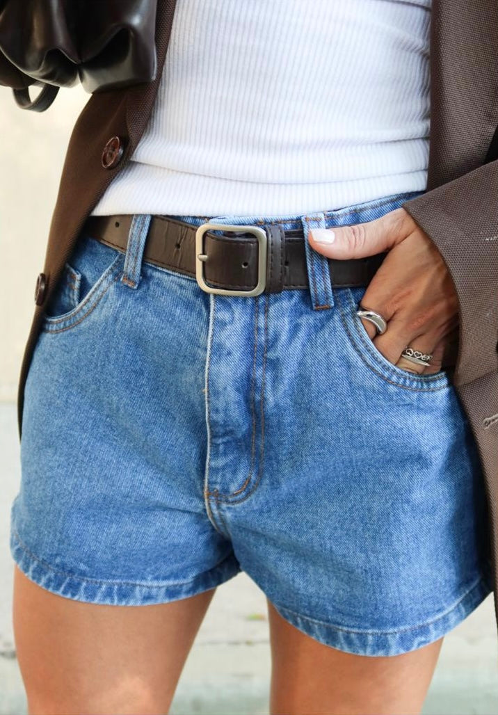 Short jeans